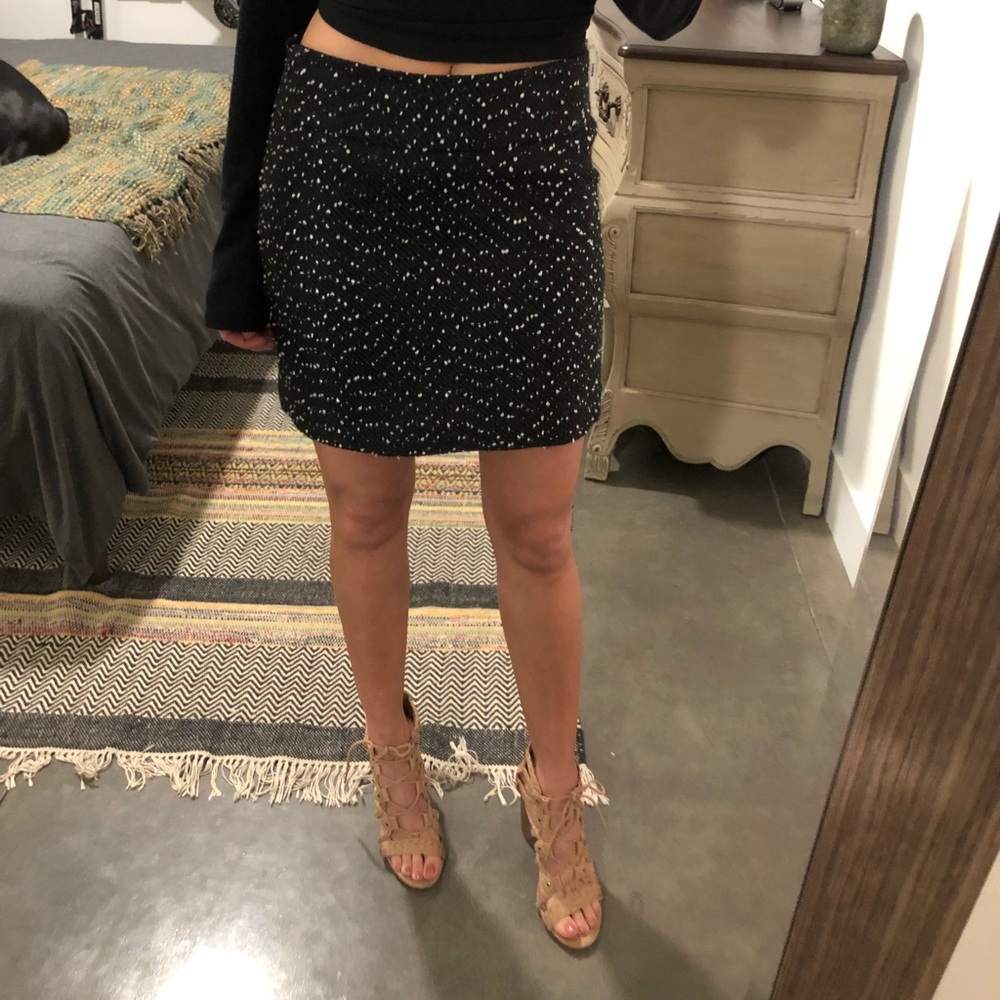 B&W Tweed Mini Skirt - perfect for holidays!